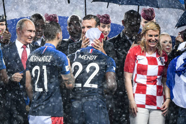 季都将进入 季都将进入